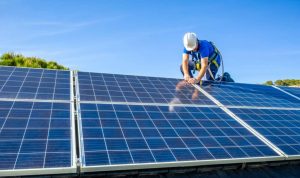 Installation et mise en production des panneaux solaires photovoltaïques à Saint-Zacharie